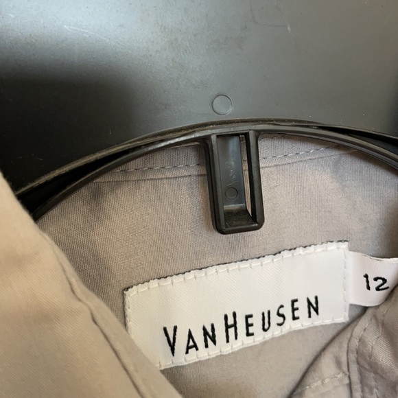 Boys gray button down - Picture 2 of 2